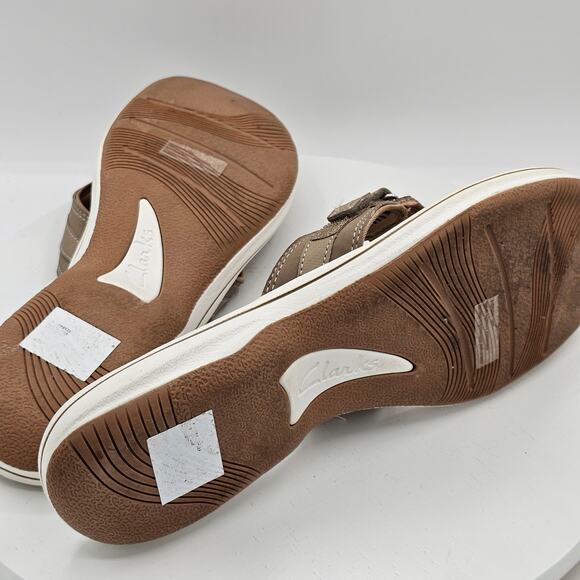Clarks Breeze Sea Cloudstepper Womens Flip Flop Sandals Brown Beige Size 12M - Picture 5 of 5
